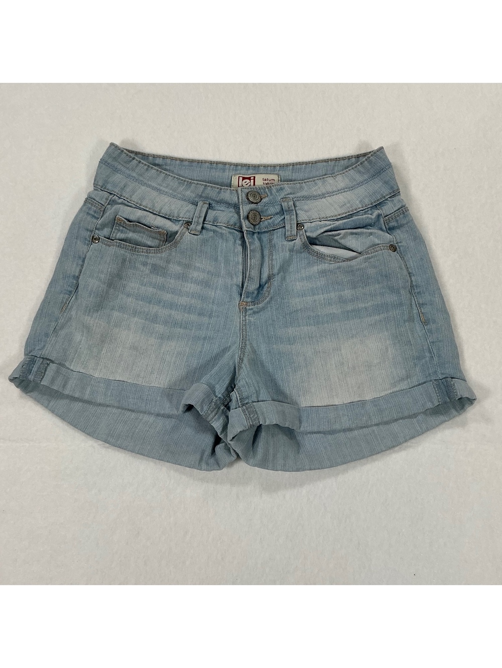 Lei Tatum Women's High-Rise Light Wash Denim Shorts Size 3 Regular